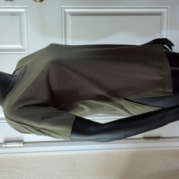 Nike Dri-Fit Tee XS - Picture 4 of 12